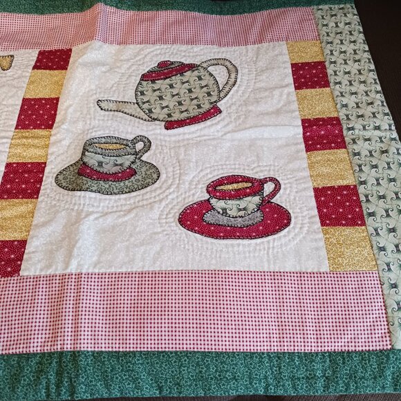 Hand Quilted "Tea For Two" Table Topper/Wall Hanging - Picture 3 of 10